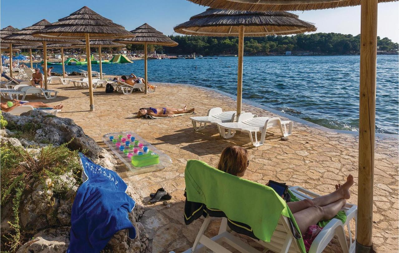 Pet Friendly Apartment In Porec With Wifi Esterno foto